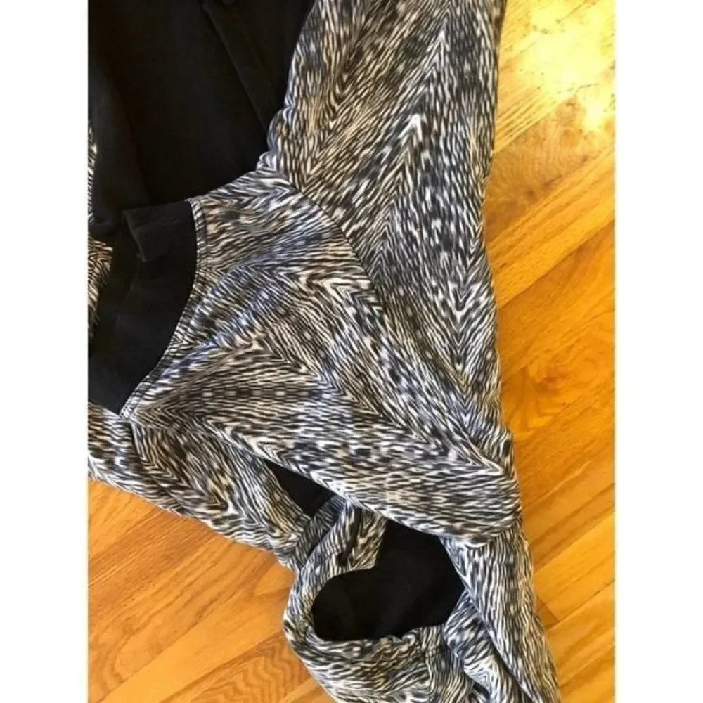 Nike sportswear N7 poncho hoodie. Large